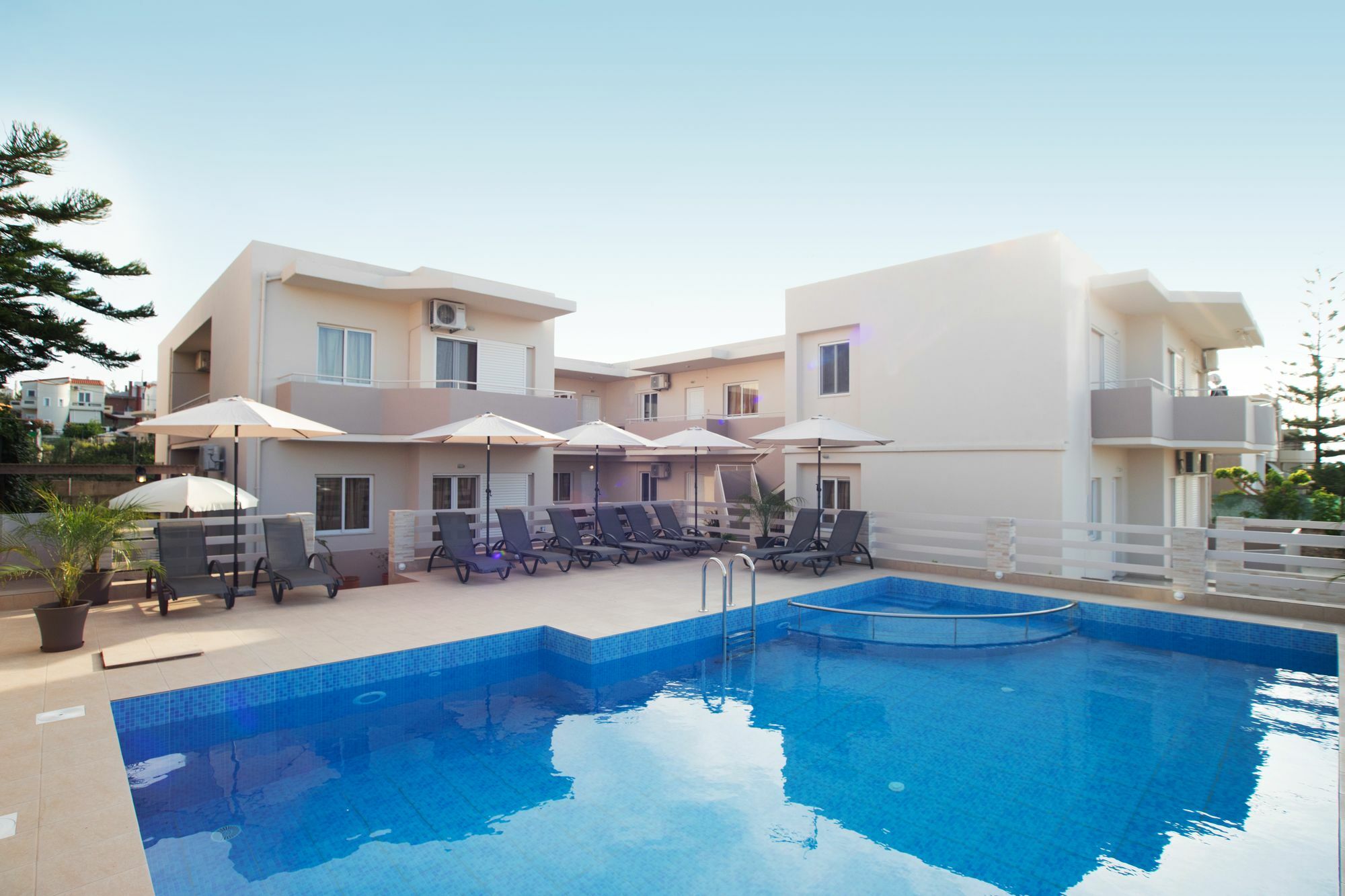 Naiades Luxury Apartments Kalathas Exterior photo