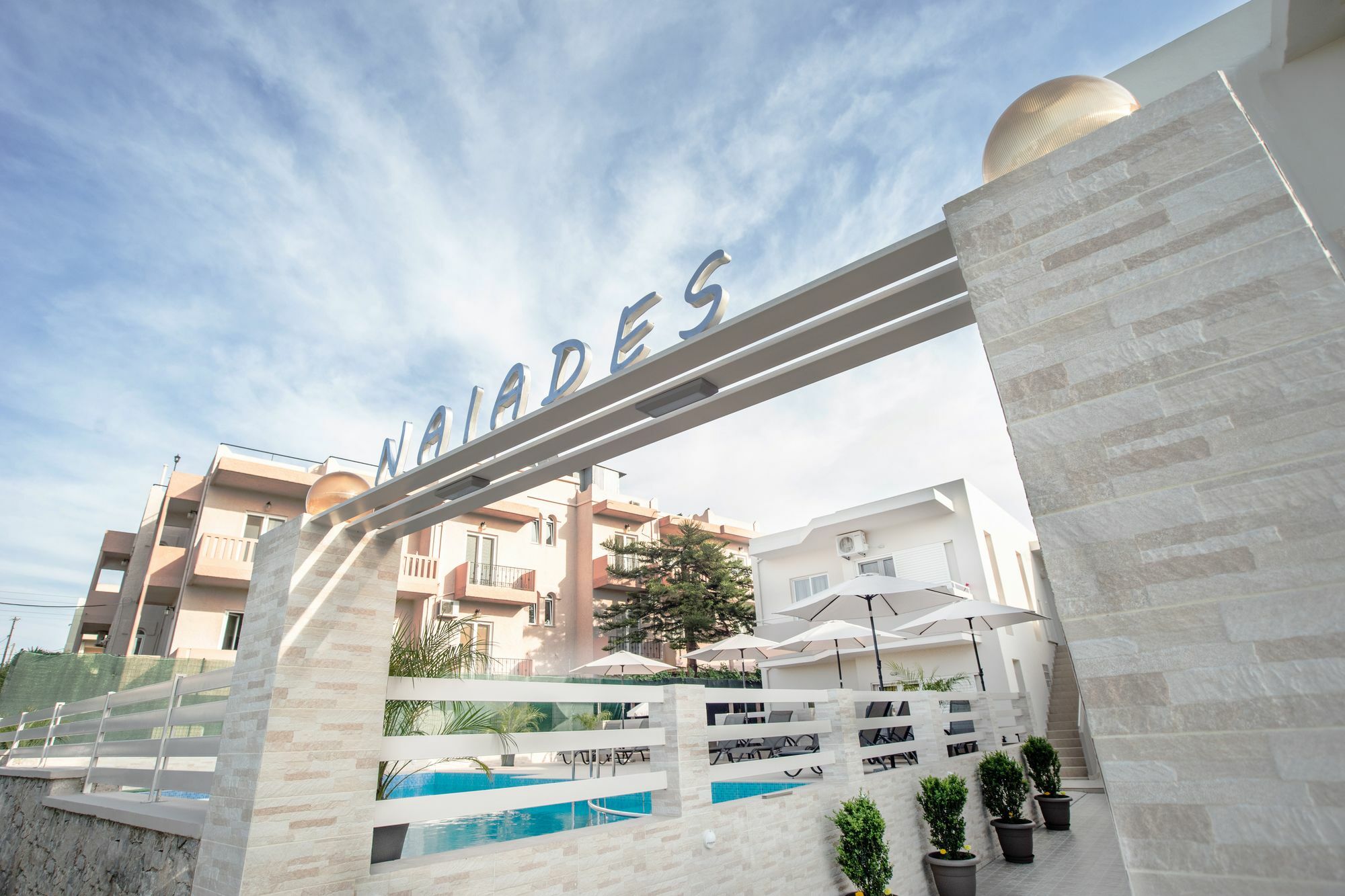 Naiades Luxury Apartments Kalathas Exterior photo